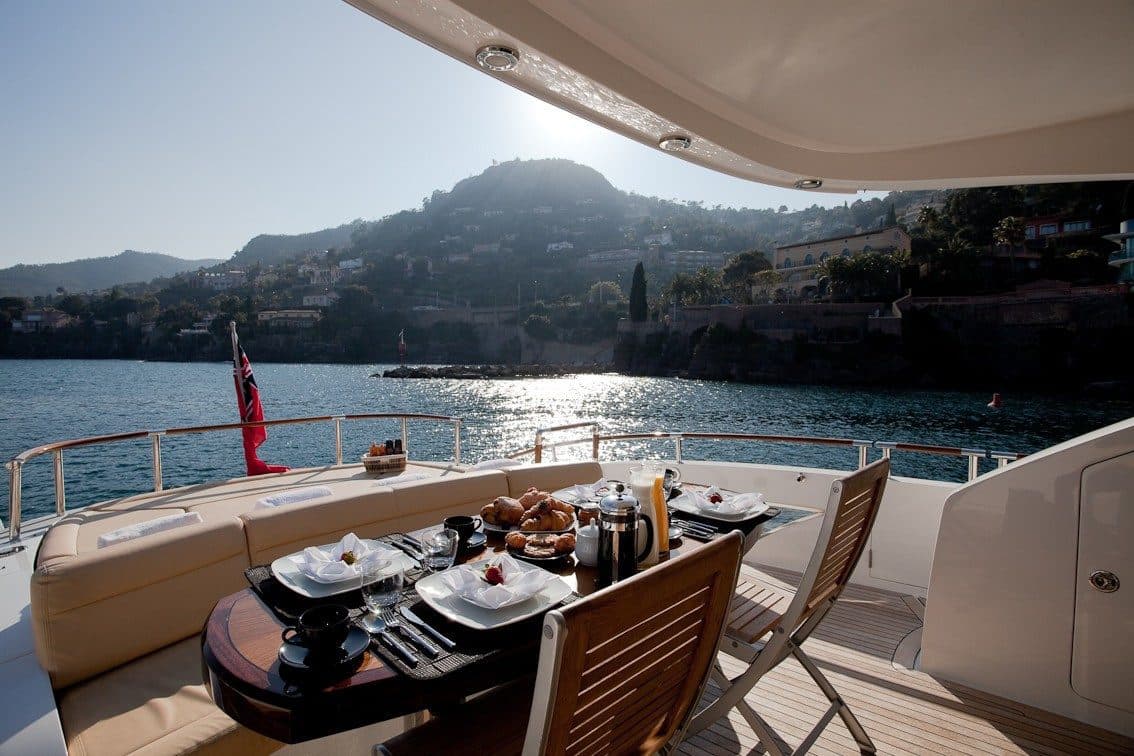 Hospitality on board: cockpit set for breakfast