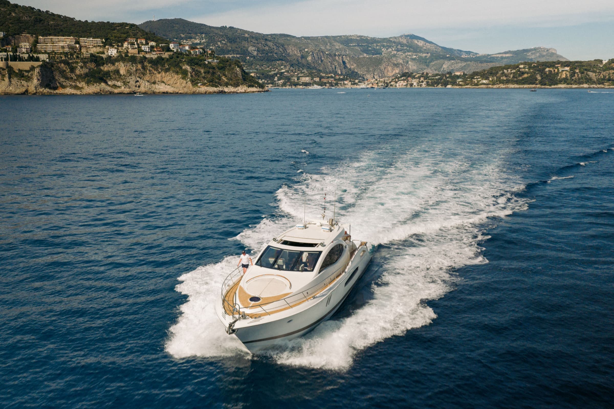 Sans Regret cruising along the French Riviera coastline